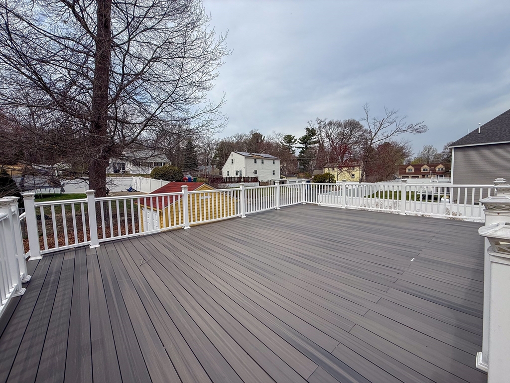 5 Avondale Ave, Billerica