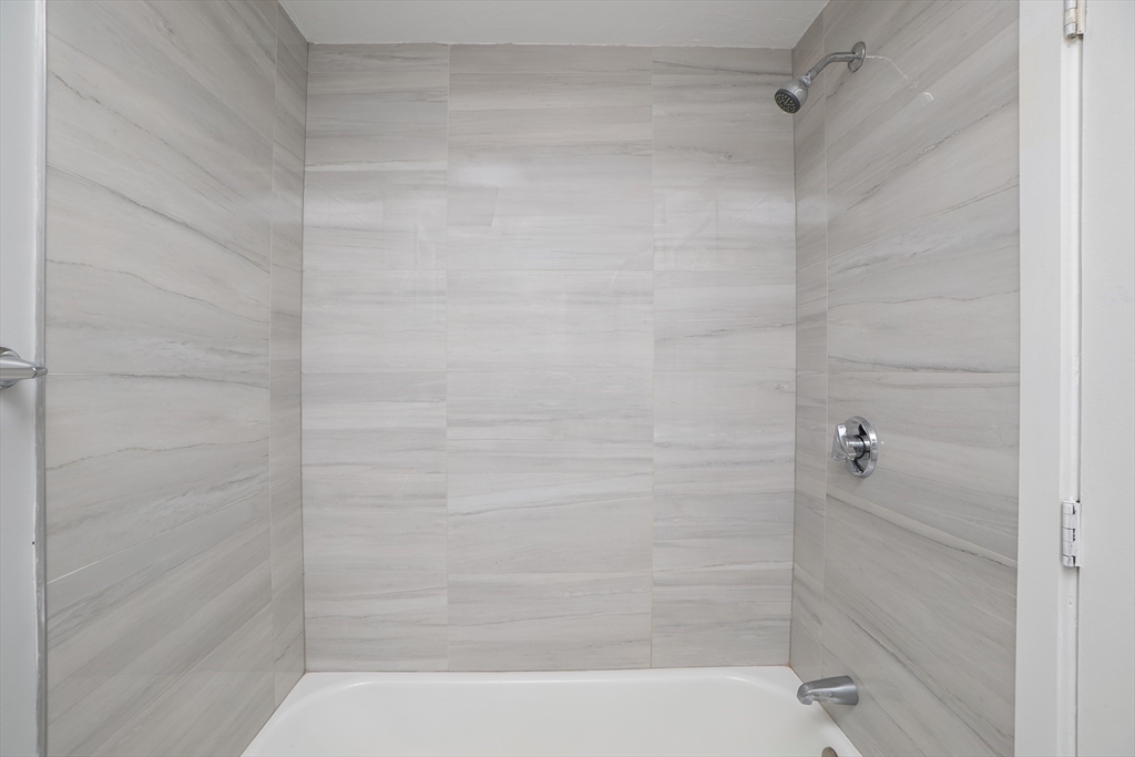 24 Howell St, Dorchester