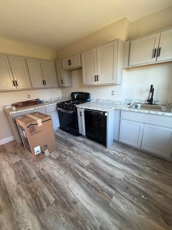 57 Colfax St, Fall River