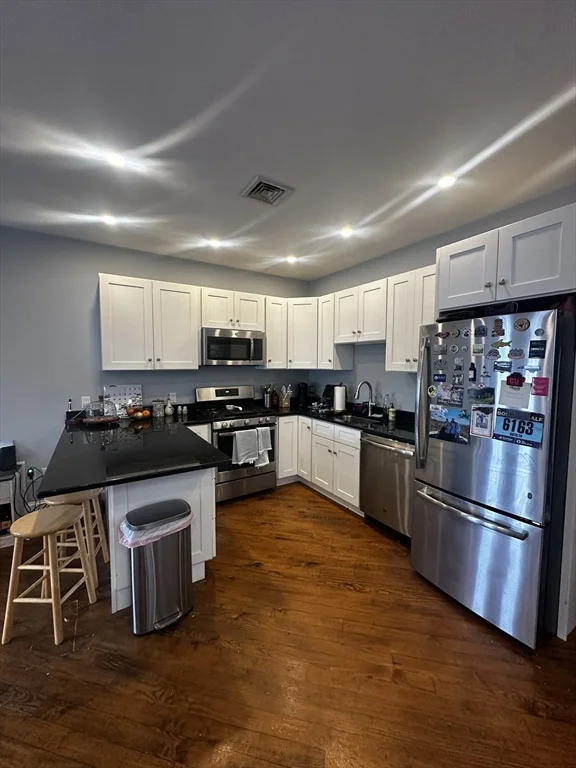 129 G St, South Boston
