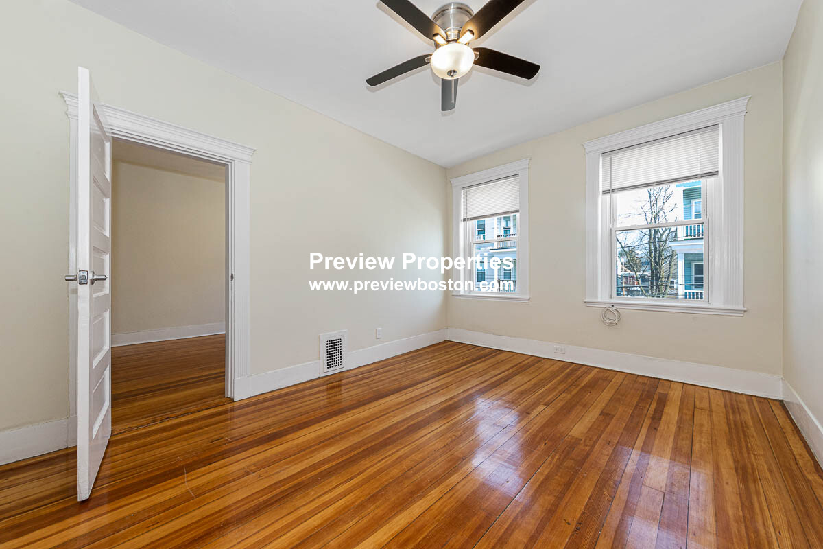 44 Brackett St, Brighton