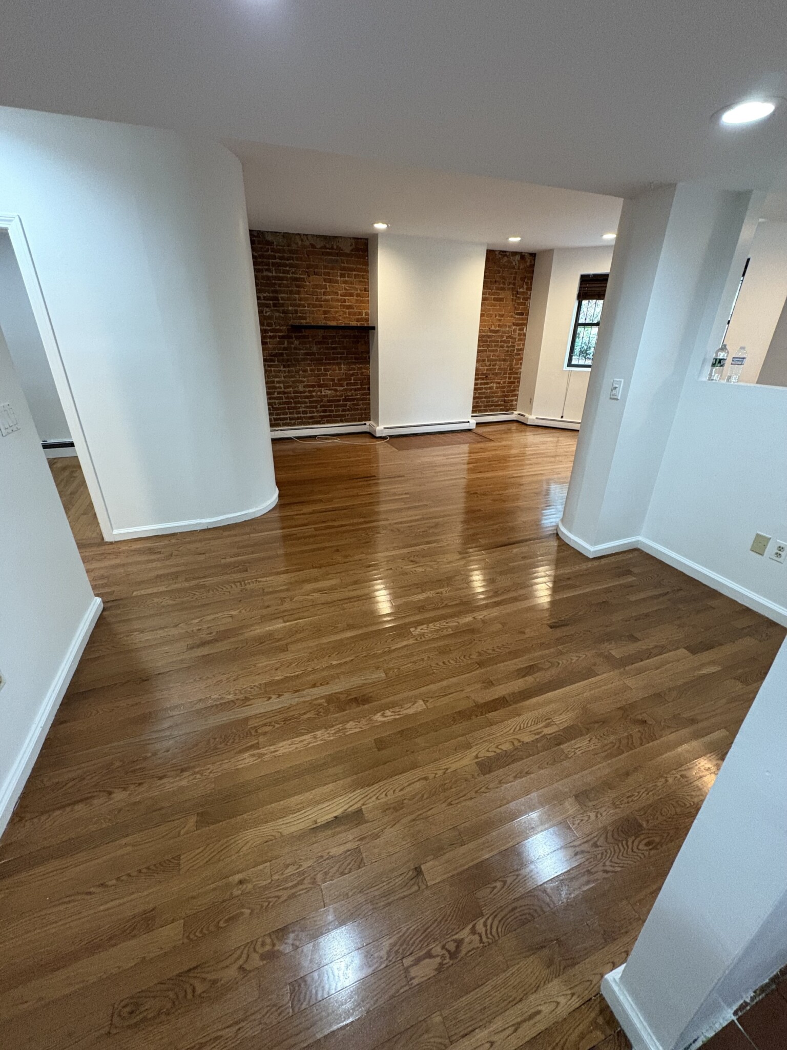 390 Riverway, Mission Hill