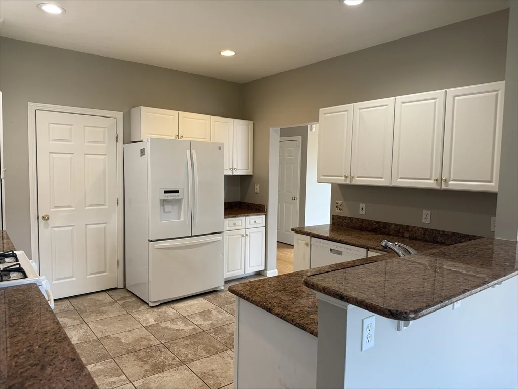 74 Odonnell Ave, Shrewsbury