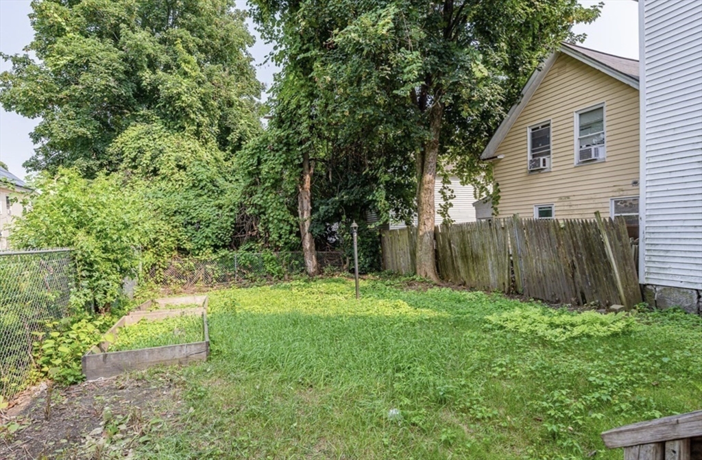 59 Fulton St, Lowell