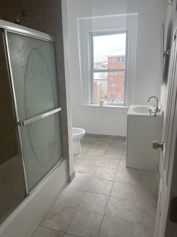 55 Broadway Pl, East Somerville