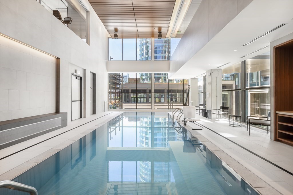 1 bed, 1.5 bath apartment for rent at 133 Seaport Blvd Unit 705, Seaport District — photo 15 of 23