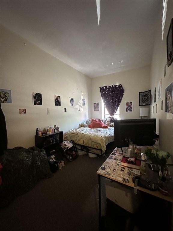 665 Massachusetts Ave,, South End