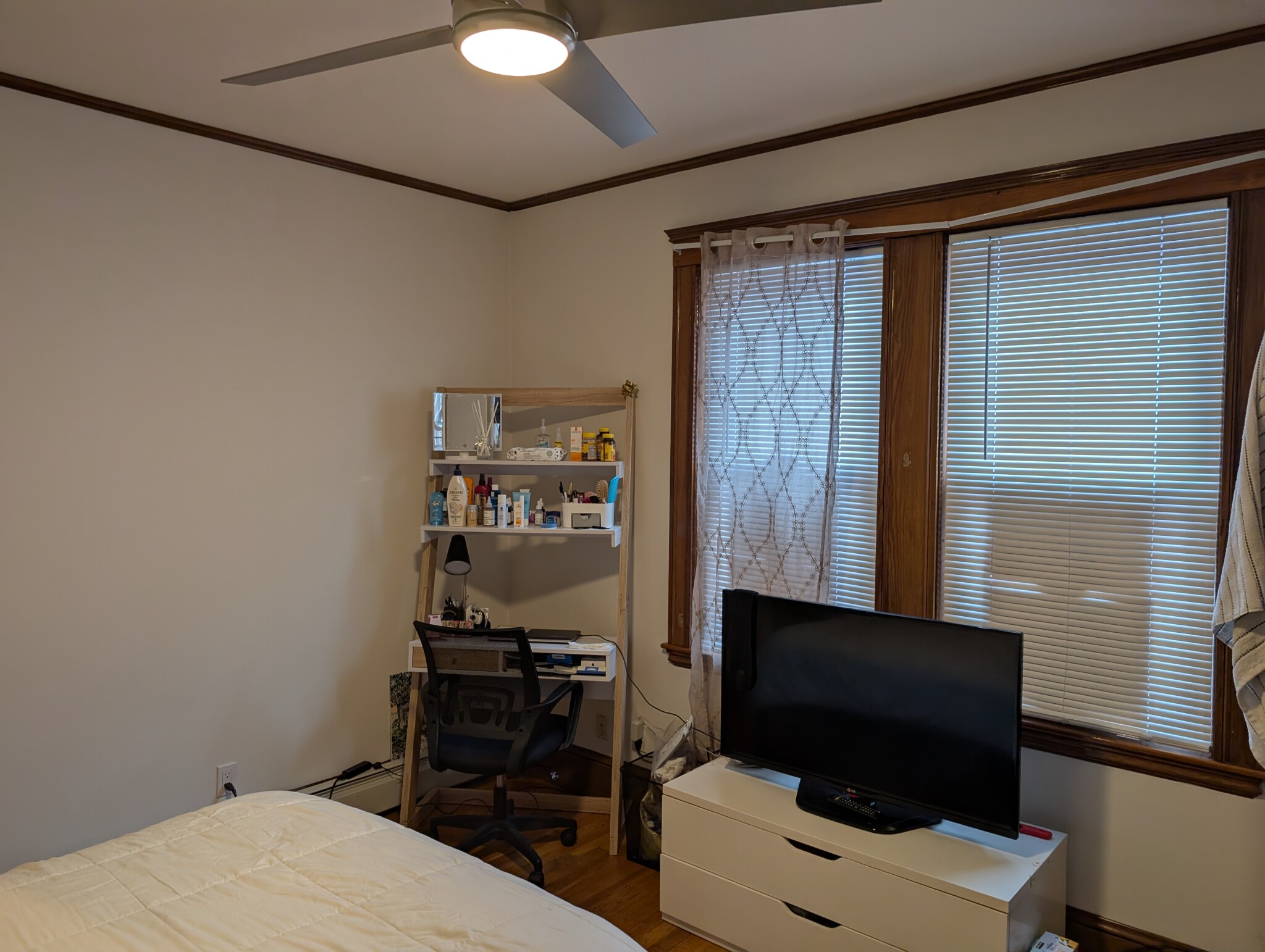 49 Adams St, Medford