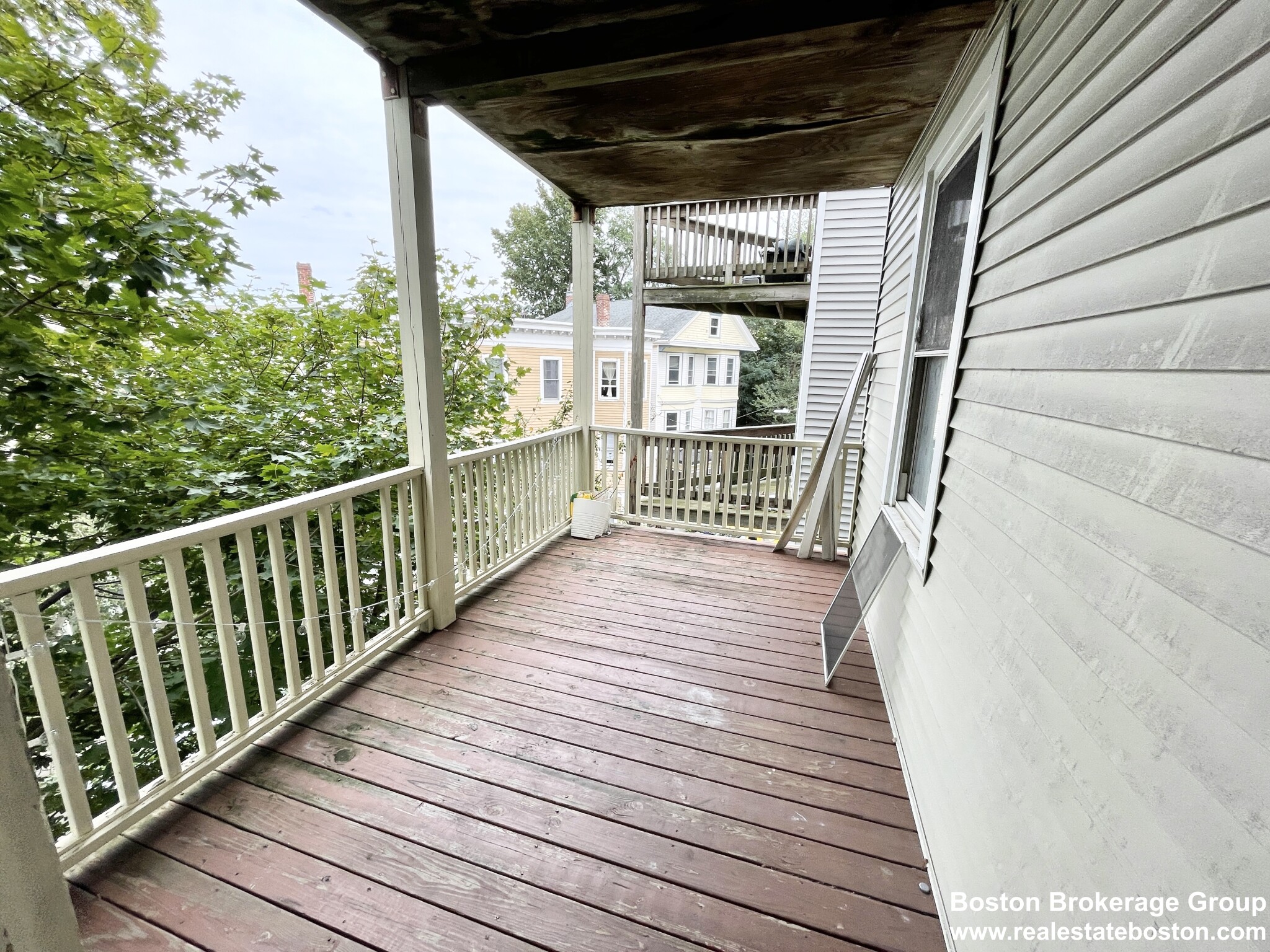 7 Iroquois St, Mission Hill