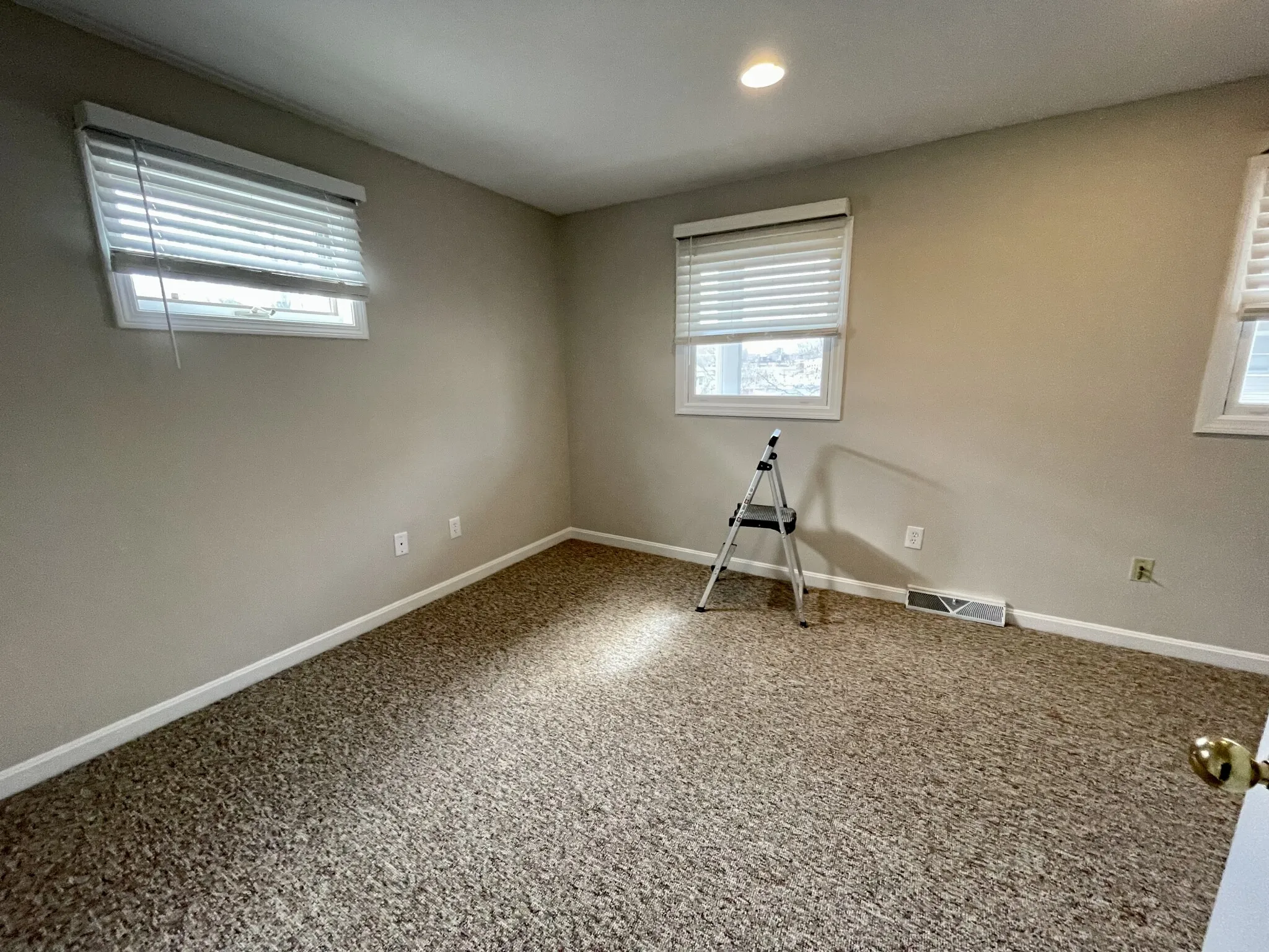 36 Cummings Rd, Brighton