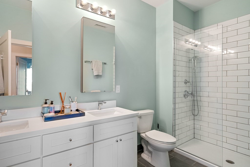 610 Rutherford Ave, Charlestown