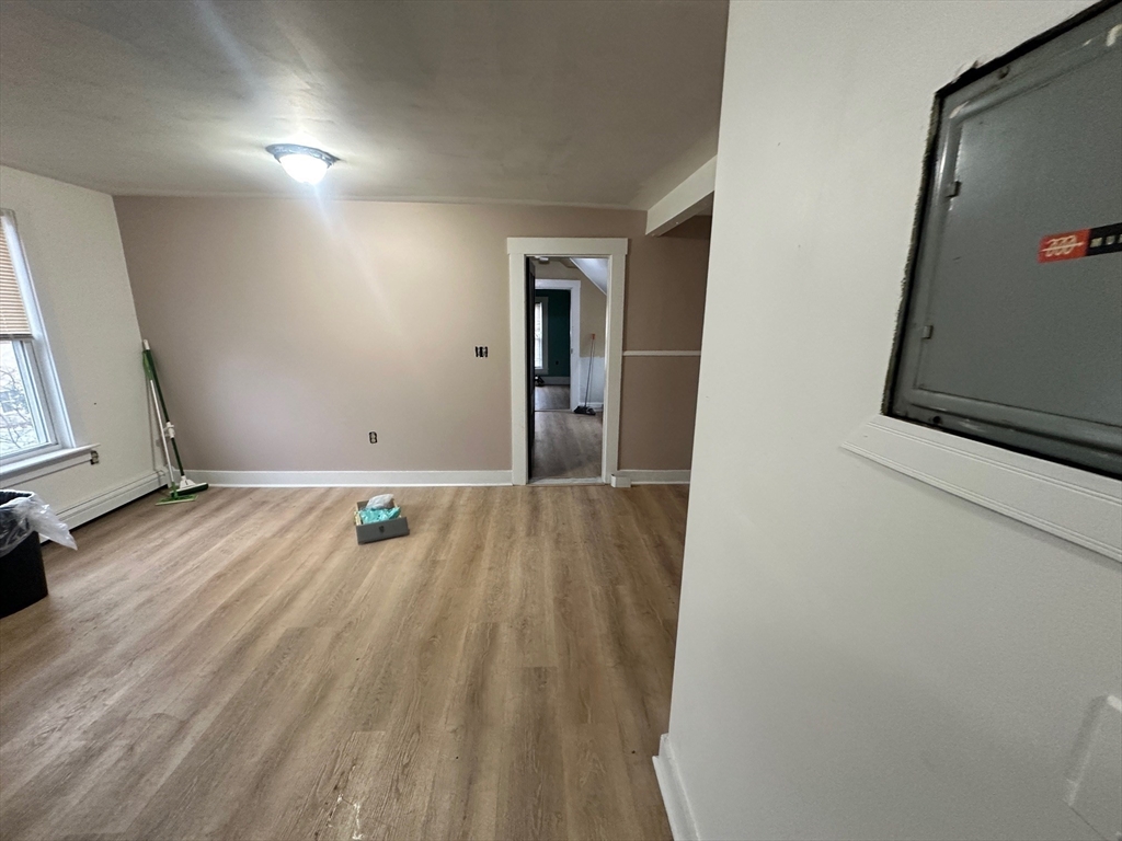 16 West St, Franklin