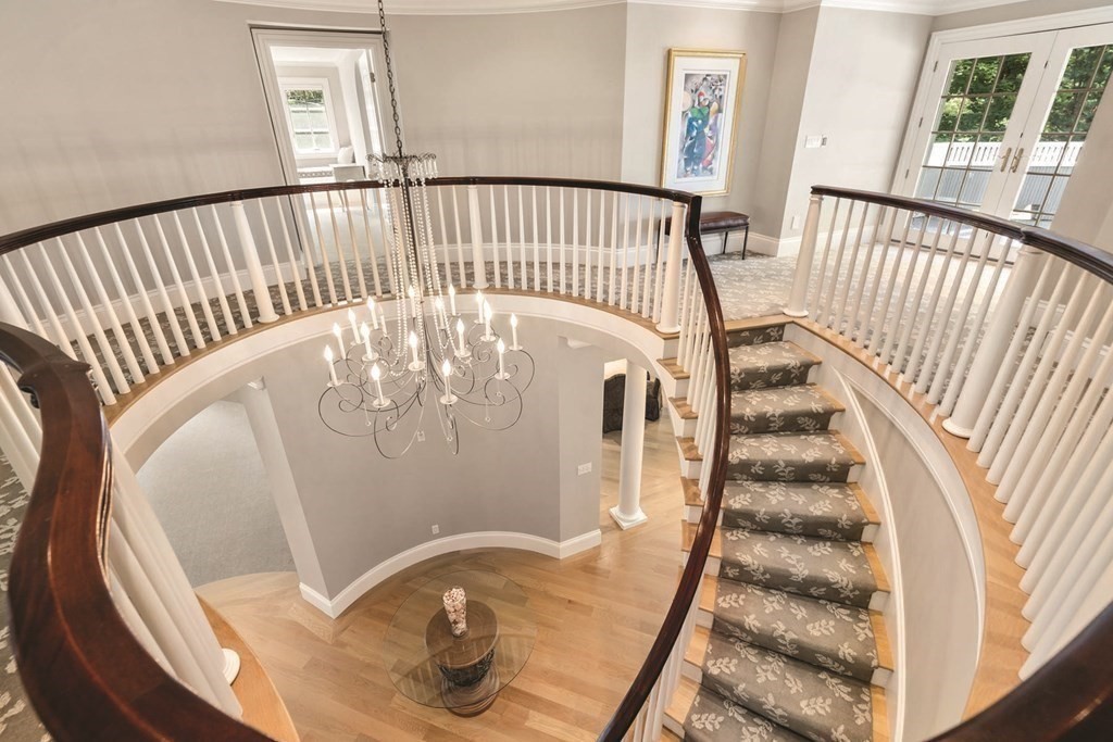 196 Bridle Trail Rd, Needham