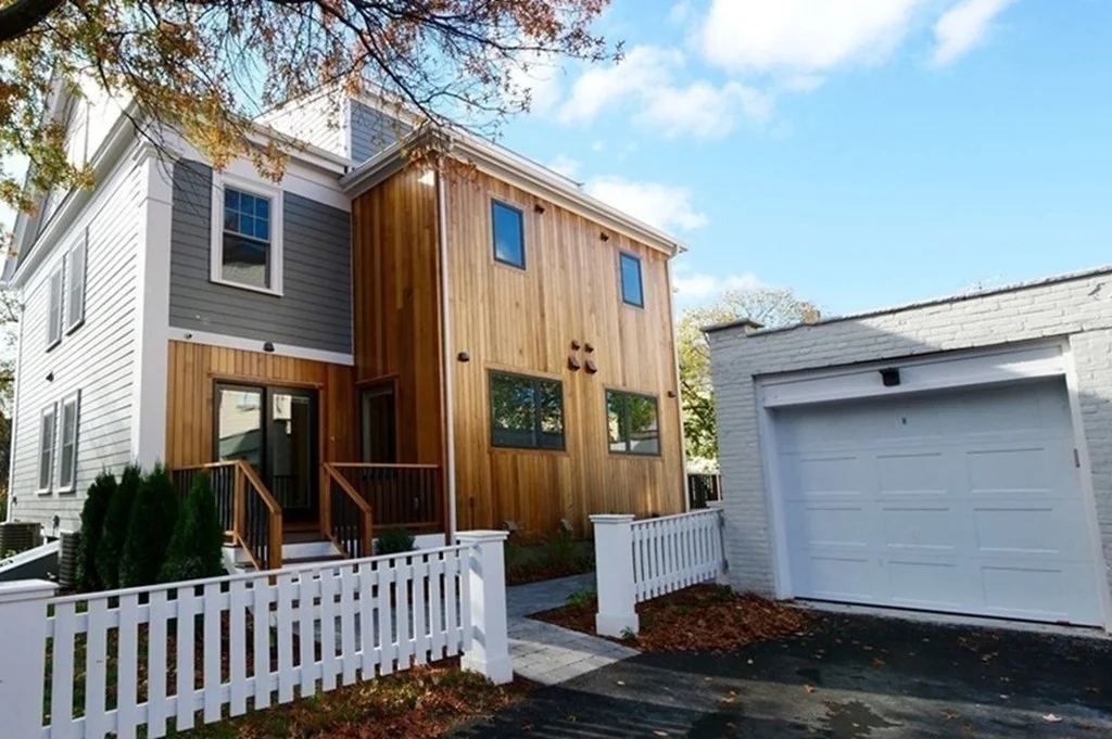 293 Broadway, The Port