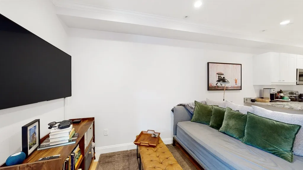 296 Beacon St, Back Bay