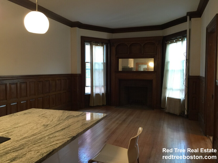 849 Beacon St, Fenway