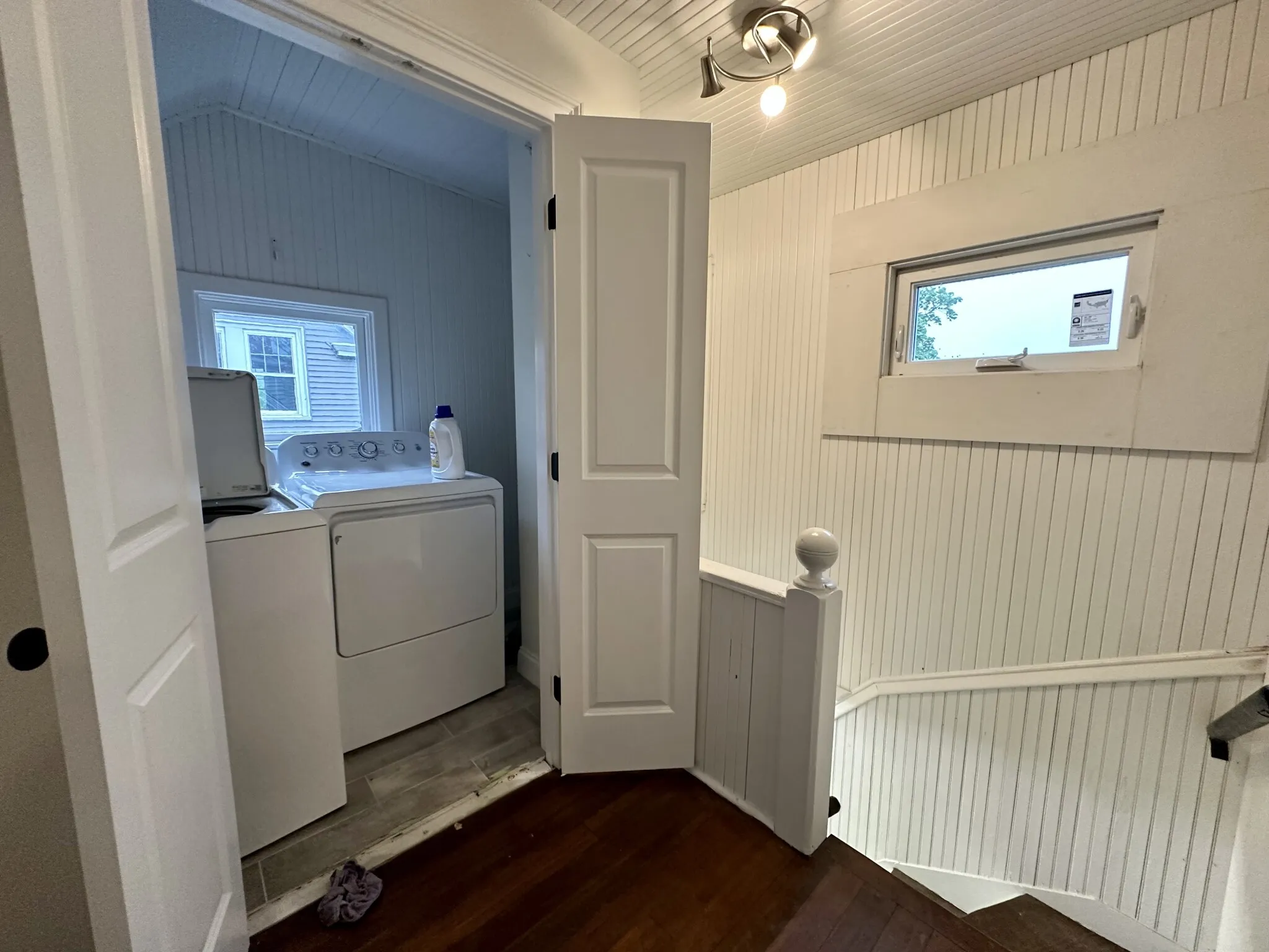 19-21 Bellevue St, Banks Square