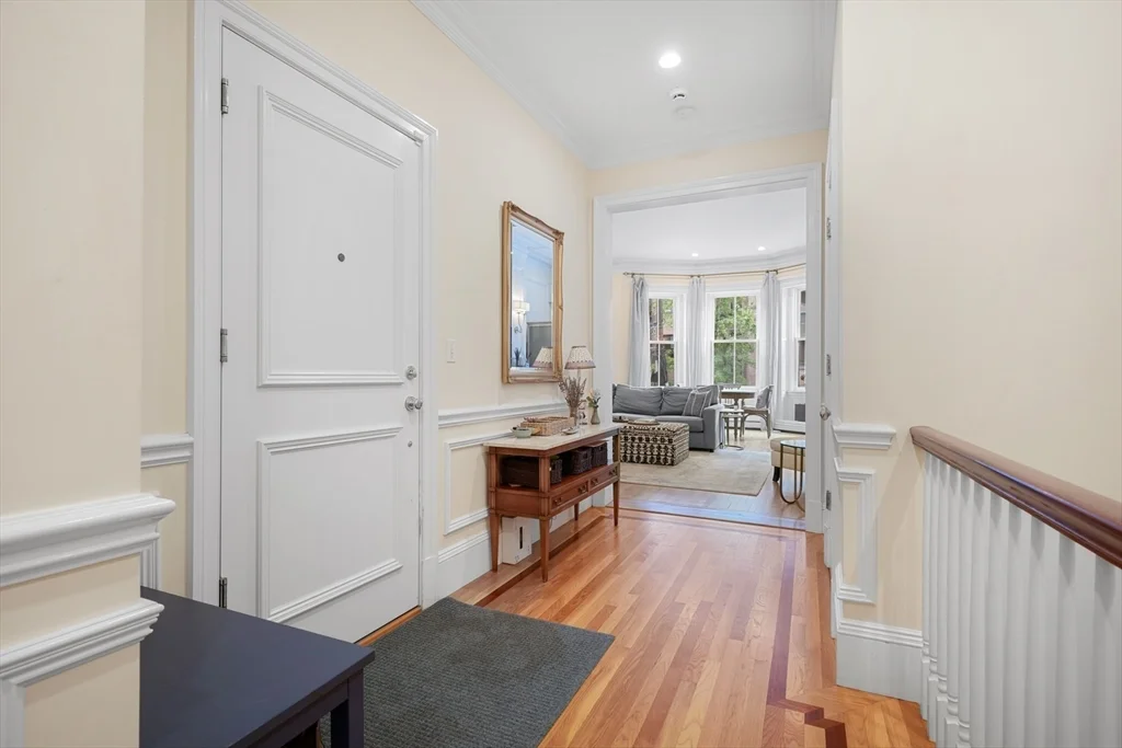 28 Marlborough St, Back Bay