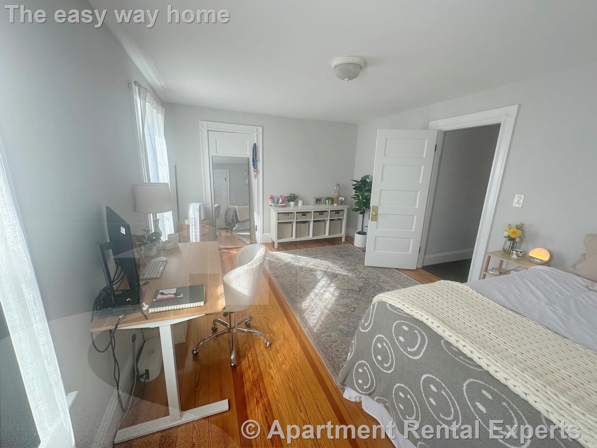 251-253 Arlington St, Tufts