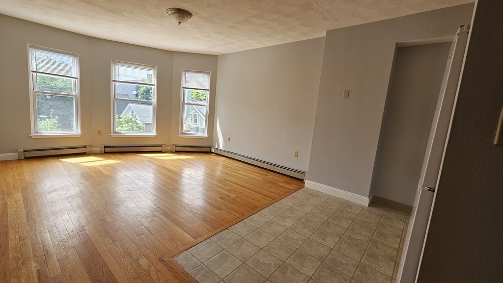 73 River St, Cambridgeport