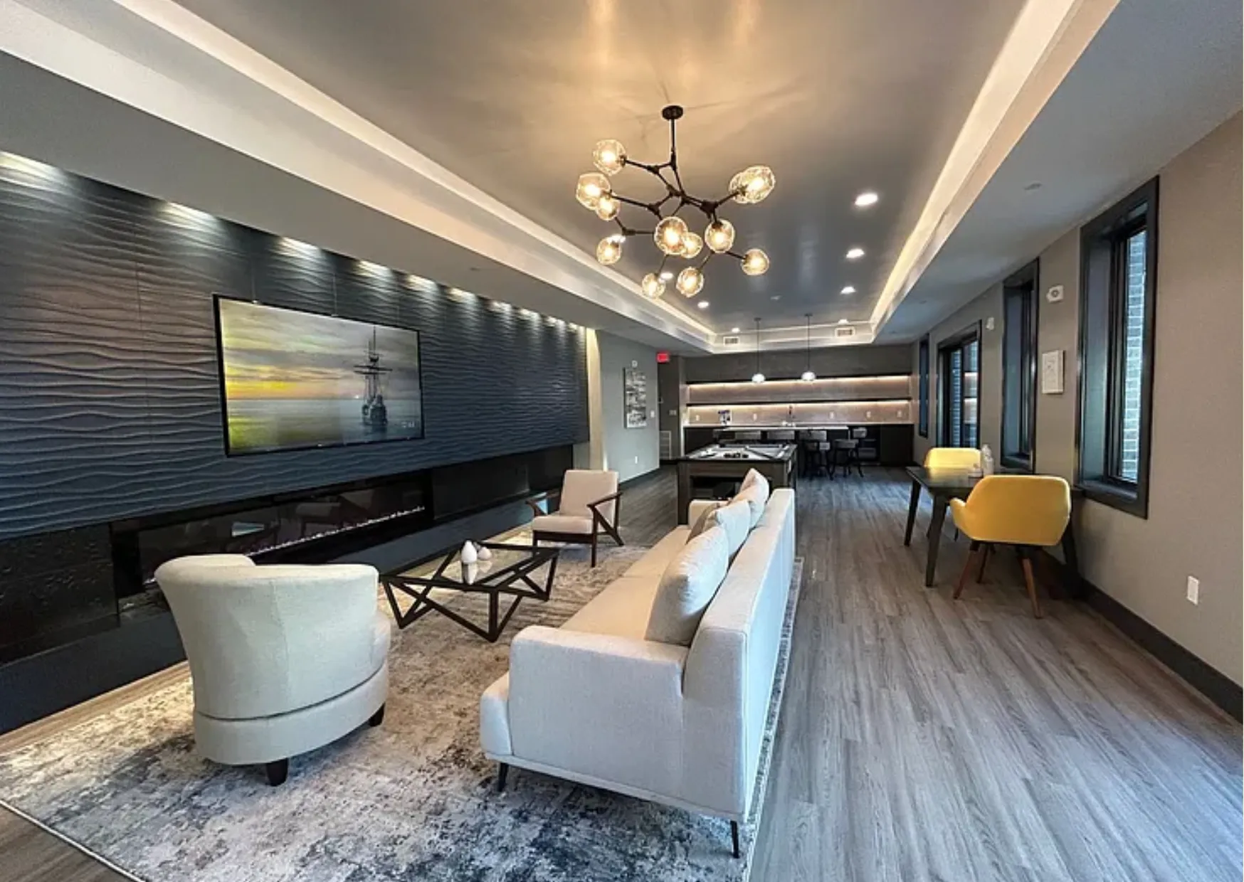 656 Saratoga St, East Boston