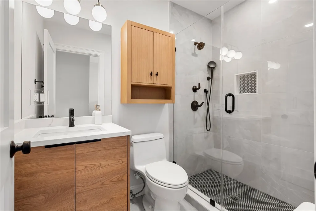 722 East 5th St, South Boston