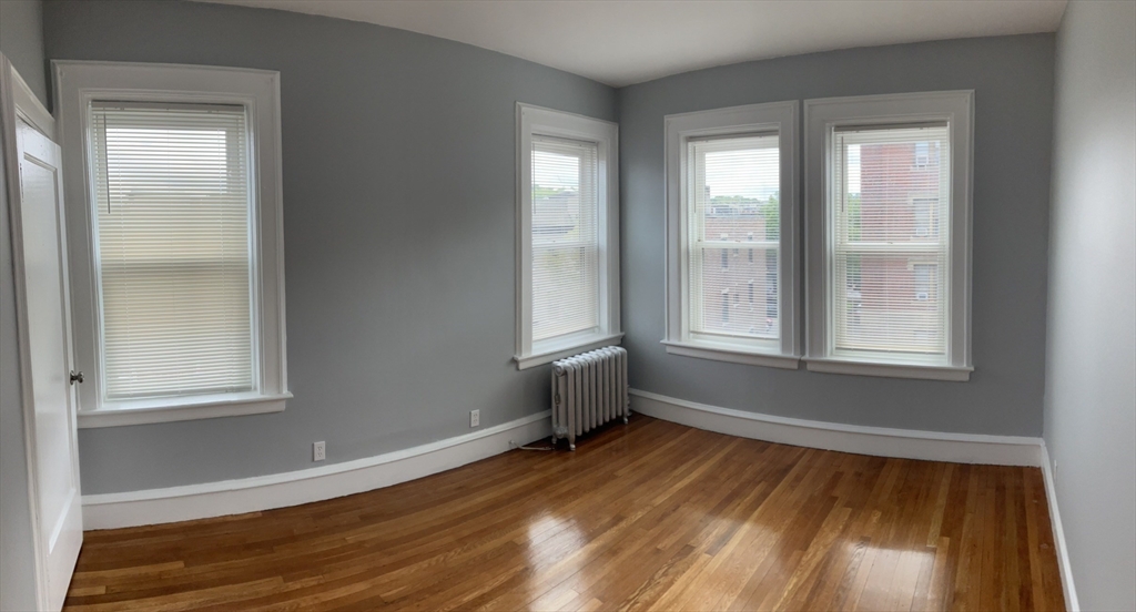 9 Park Vale Ave, Brighton