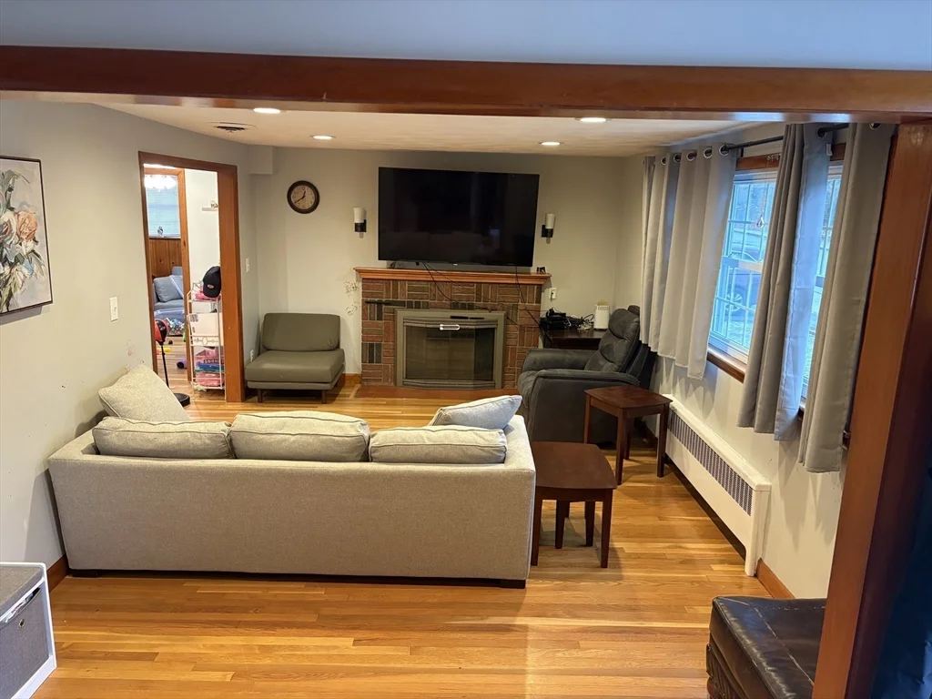 22 Farwell Ave, Hyde Park