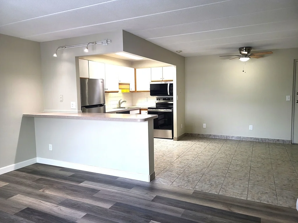 576 Washington St, Weymouth