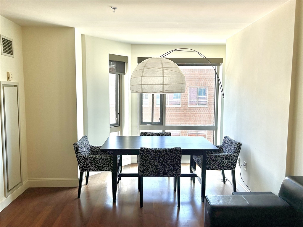 17 Otis St, East Cambridge