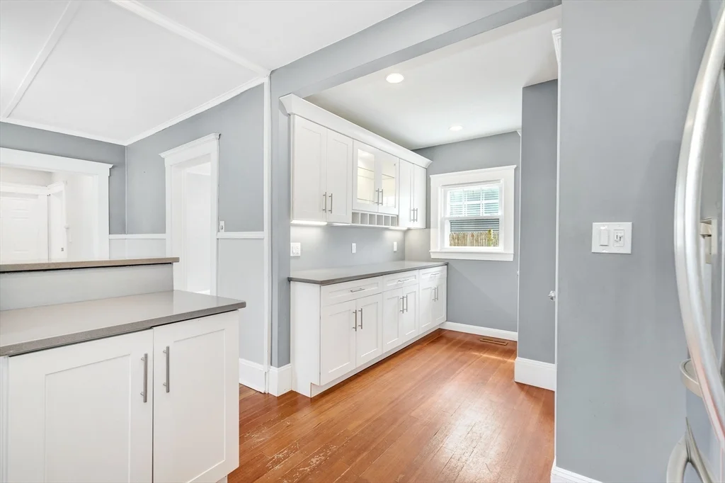 36 Marshall St, Winthrop Center