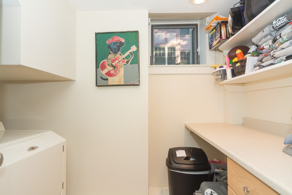 53 Winslow Rd, North Brookline