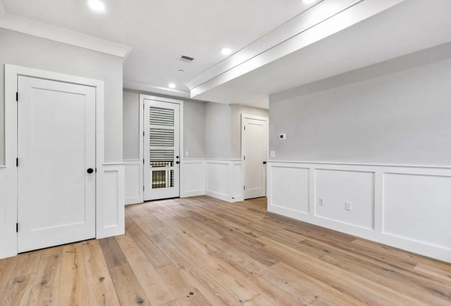 300 Somerville Ave, Ward Two