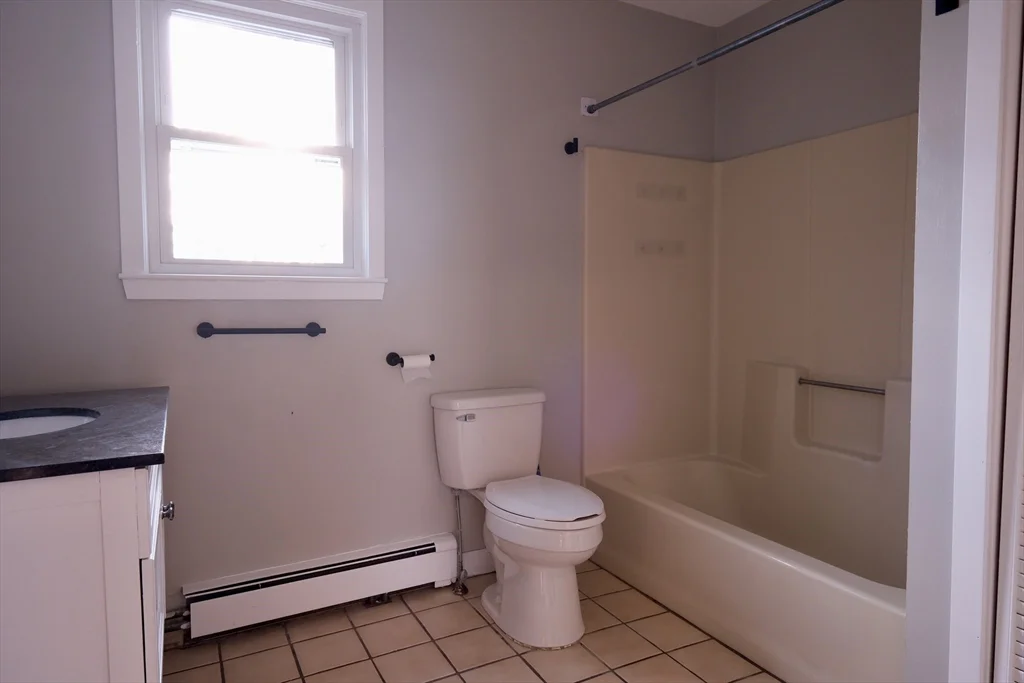 26 Cleveland St, Dedham