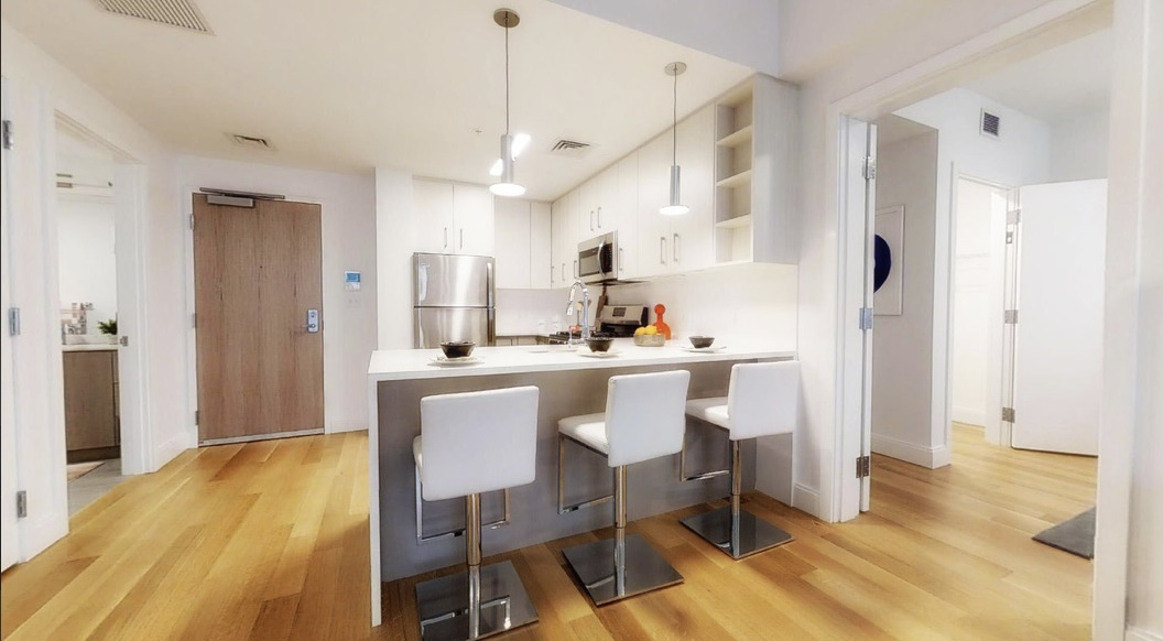 150 Camden St, Roxbury