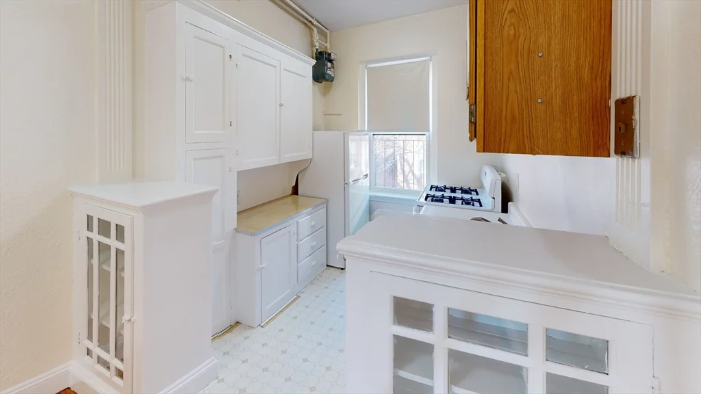 85 Strathmore, Brighton