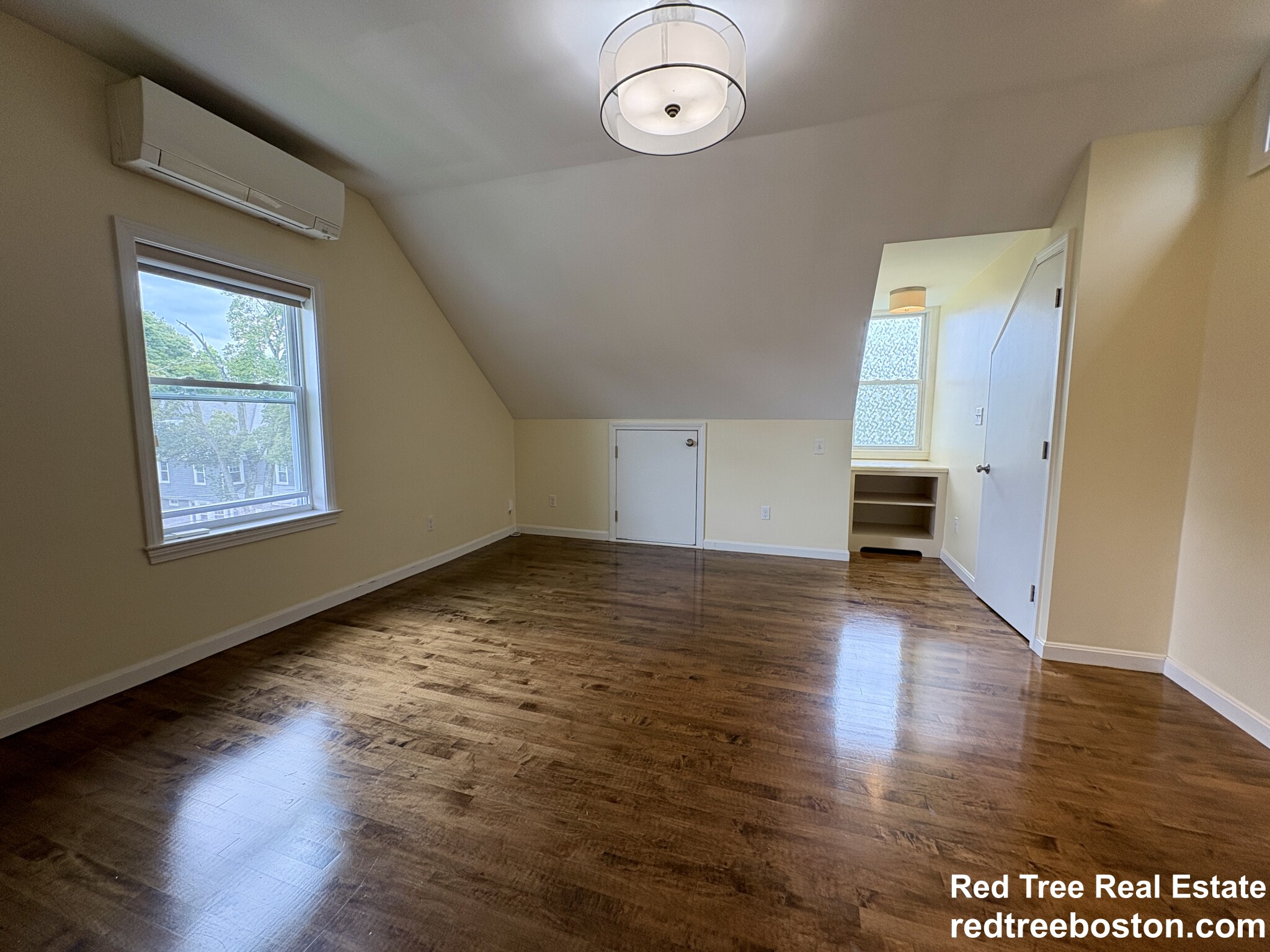 21 Holton St, Allston