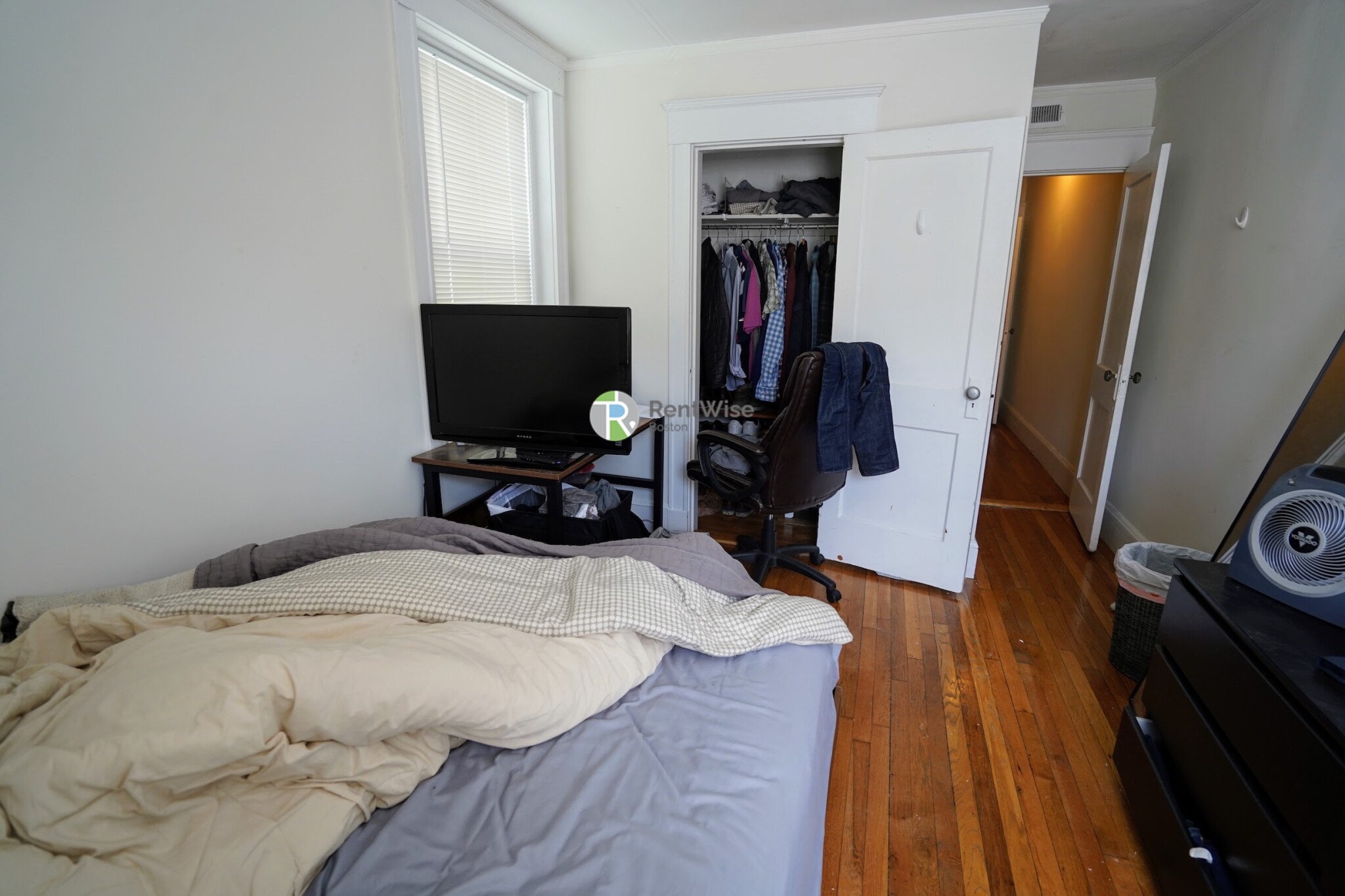 489 East Broadway, South Boston