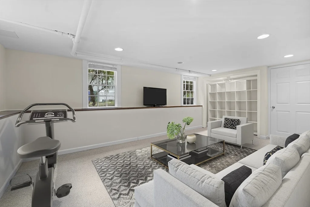 50 Grove Hill Park, Newton