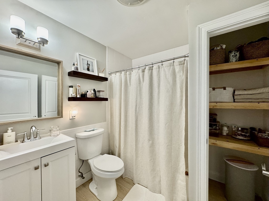 25 Alpine St, Hyde Park