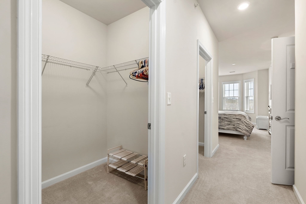 1410 Peters Farm Way, Westborough