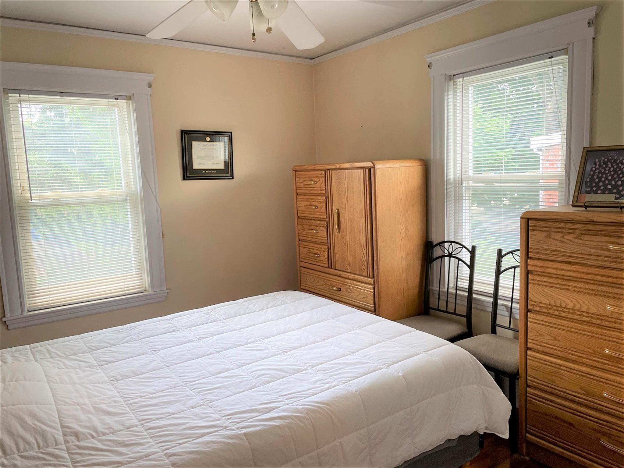 16 Hamilton St, West Somerville