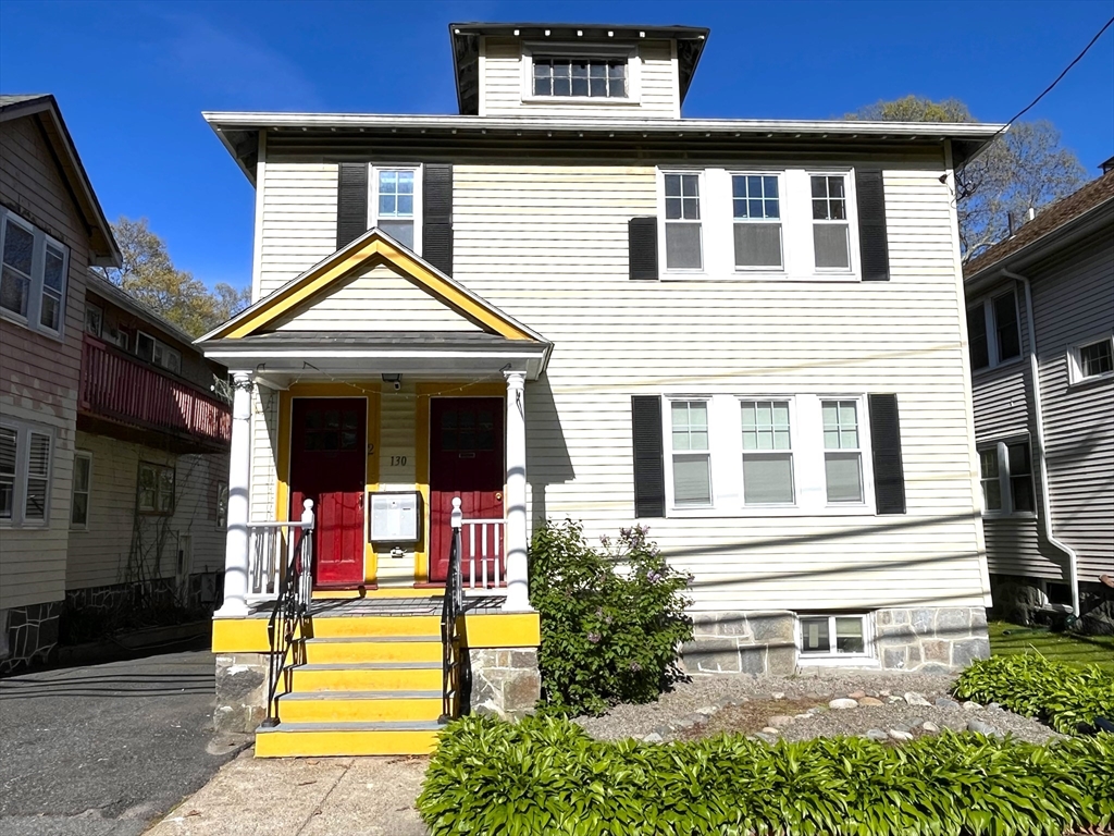 130 Grove St, West Roxbury