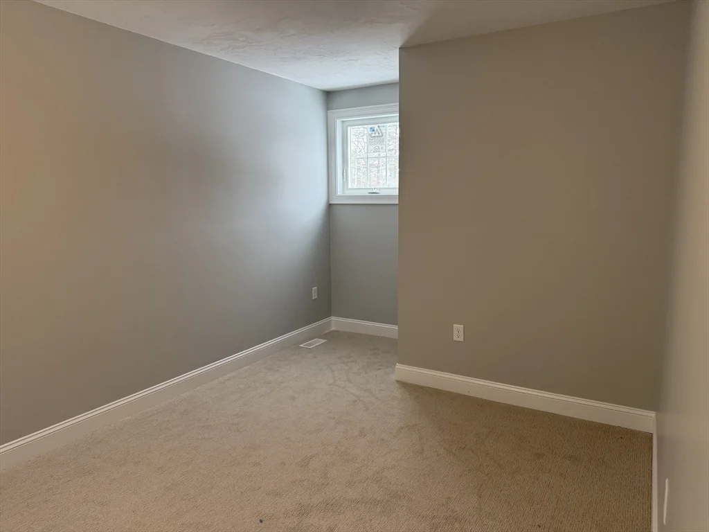 17 Kashmir's Way, Middleboro
