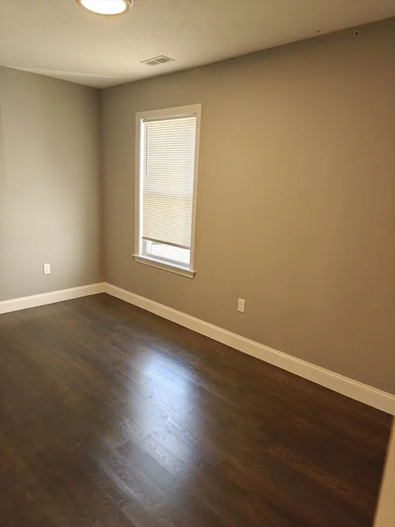 105 Holyoke St, Lynn