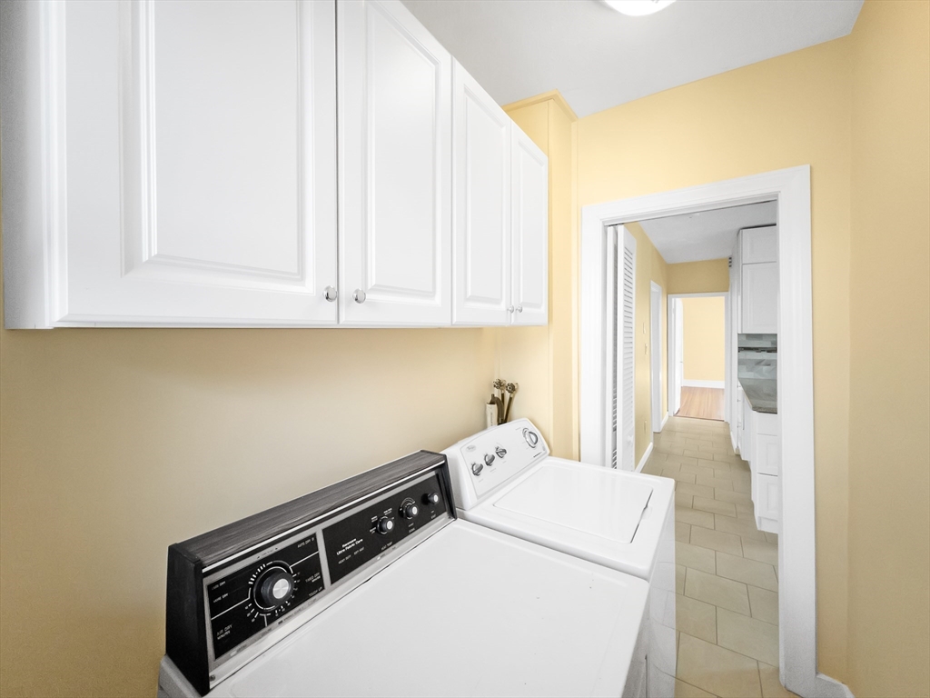 24 Montvale St, Roslindale