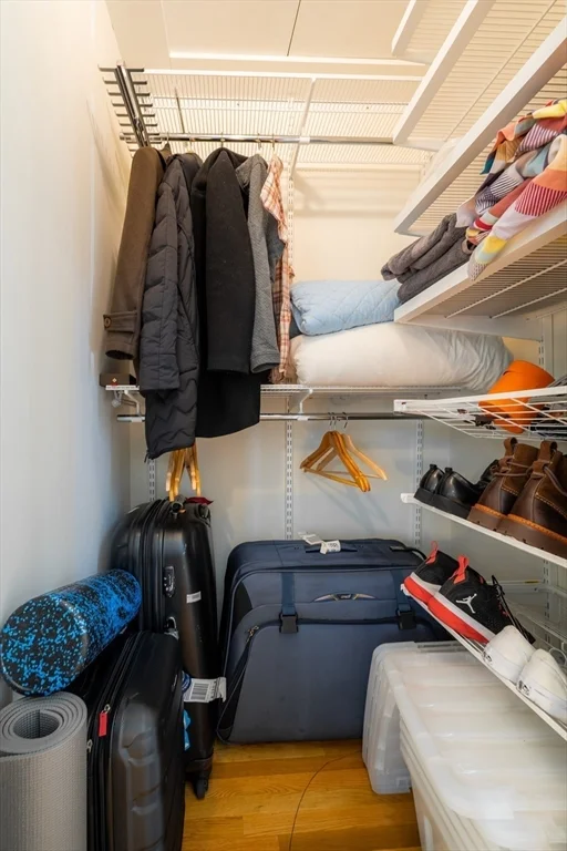 4 Hardwick St, Cambridgeport