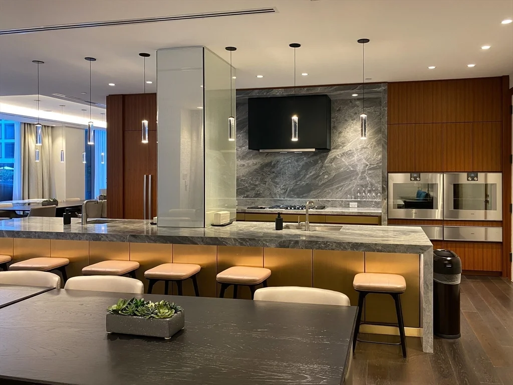 133 Seaport Blvd, Seaport District