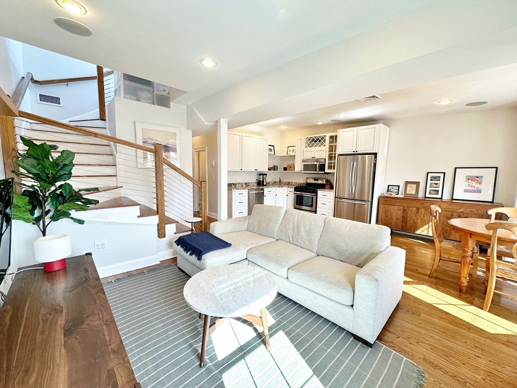 520 Sumner St, East Boston