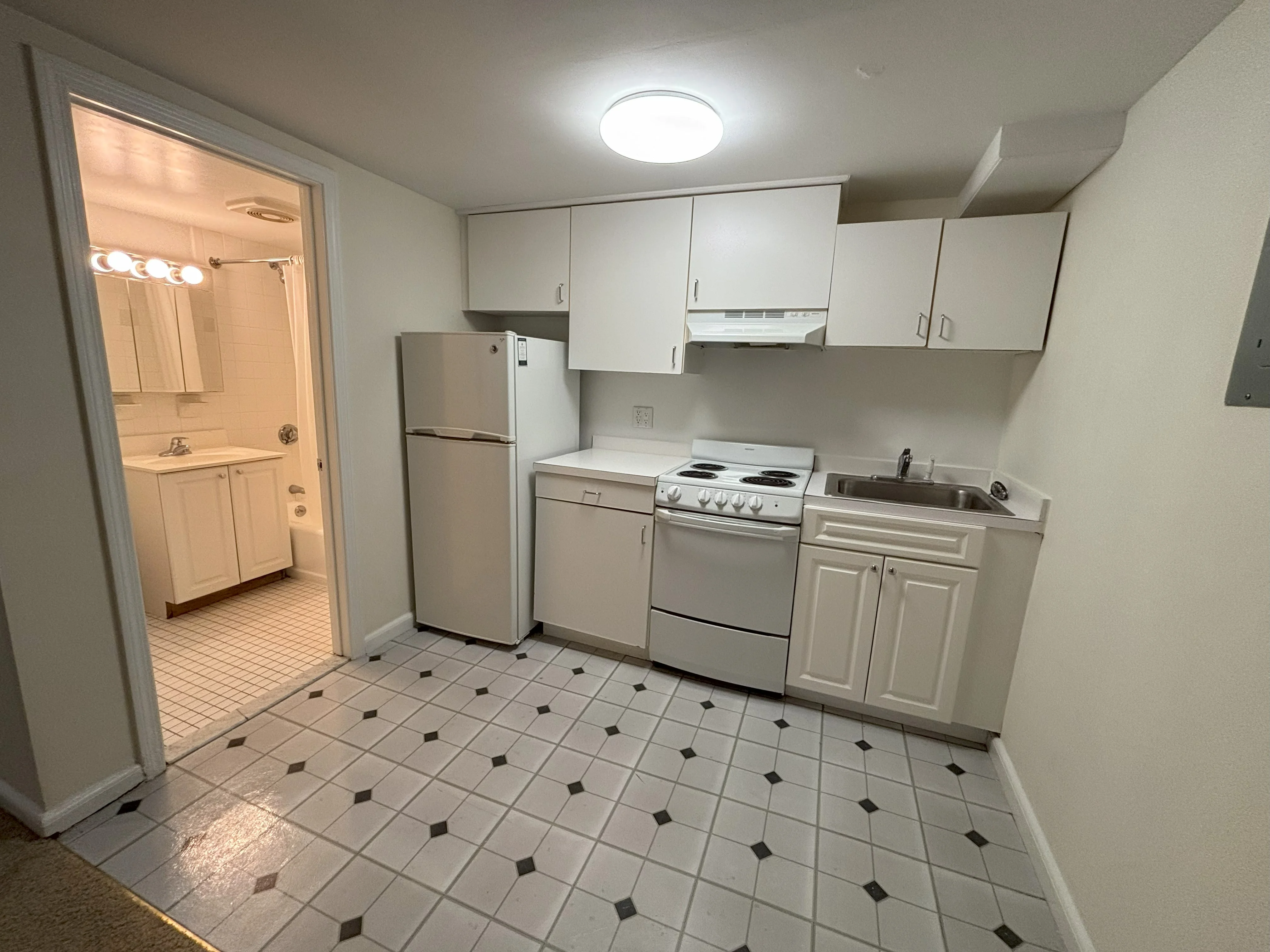 1223 Beacon St, Brookline